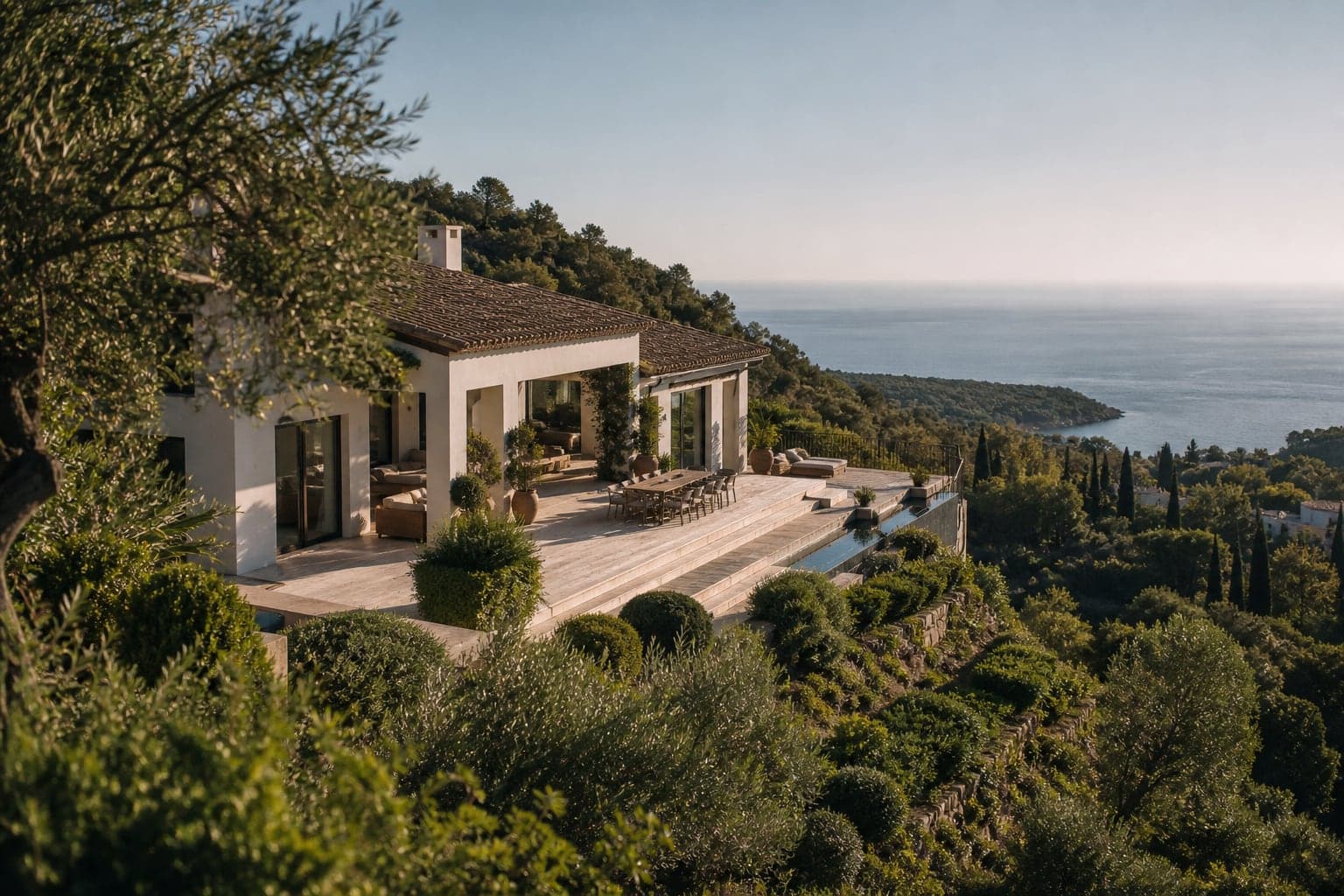The 84% Market: Why Foreign Buyers Define Benahavís Luxury in 2026